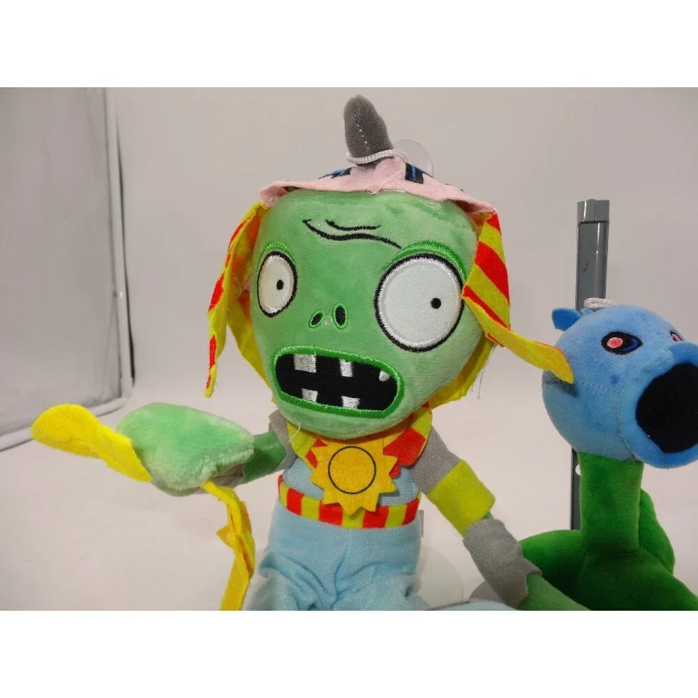 Plants Vs‎ Zombies Mummy Egyptian Ra Plush and Snow Pea Shooter Plush